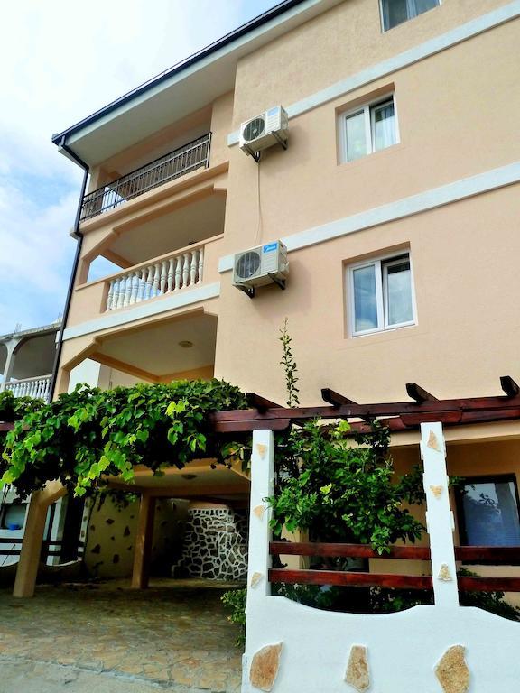 Apartments Papillon Podgorica Exterior photo