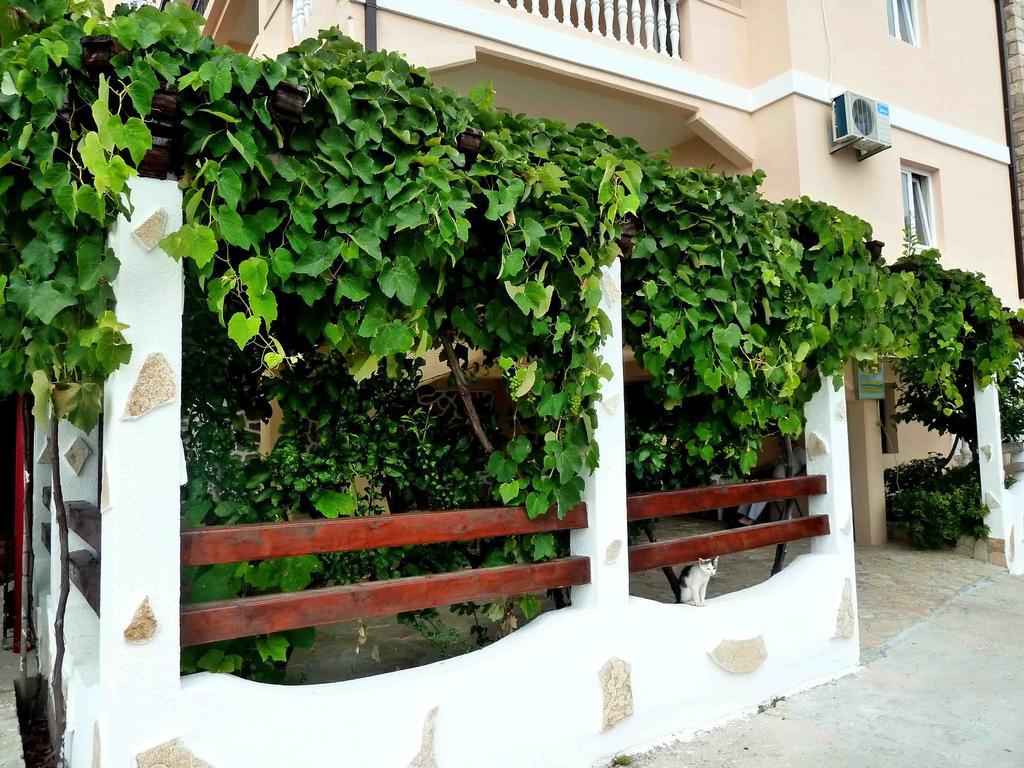 Apartments Papillon Podgorica Exterior photo
