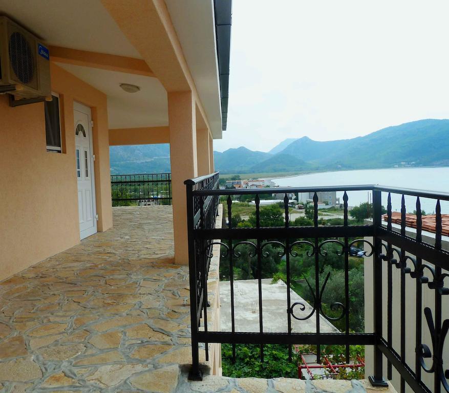Apartments Papillon Podgorica Room photo
